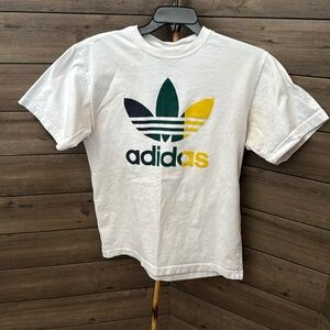 Adidas T- Shirt
